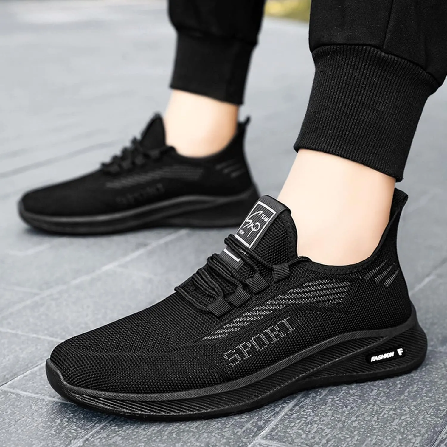 Fashionable Men Sports Shoes Flat Fly Woven Mesh Breathable Comfortable Lace Up Slip On Sneaker Shelf for Men