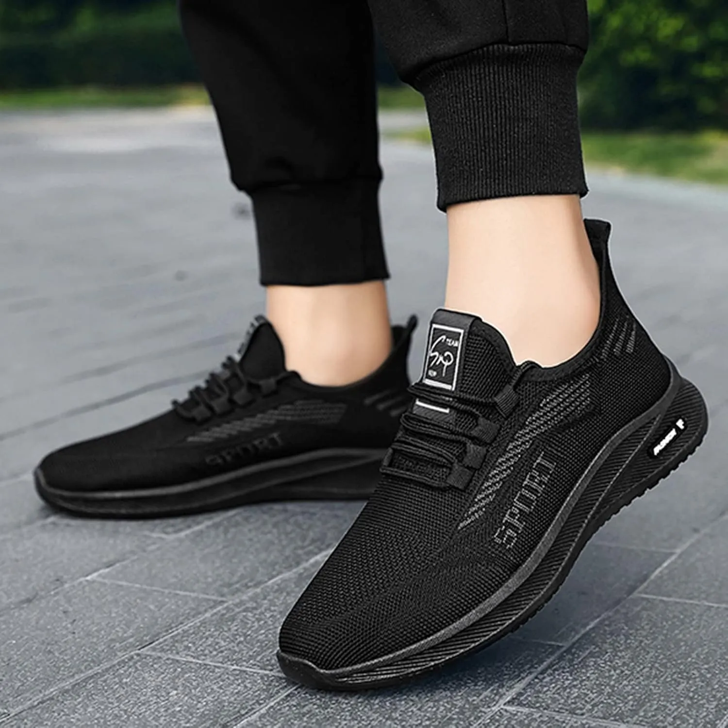 Fashionable Men Sports Shoes Flat Fly Woven Mesh Breathable Comfortable Lace Up Slip On Sneaker Shelf for Men
