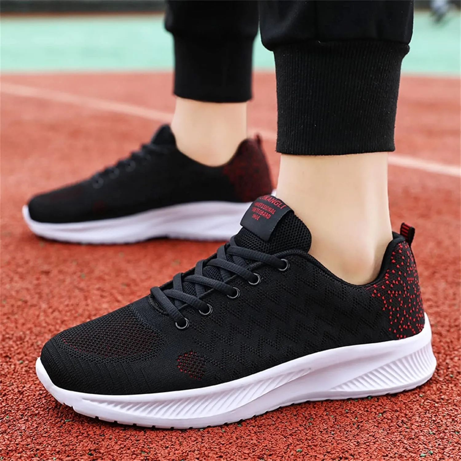 Men's Lightweight Non Slip Barefoot Shoes Casual Sneaker Mesh Breathable Walking Shoe Barefoot Minimalist Shoes
