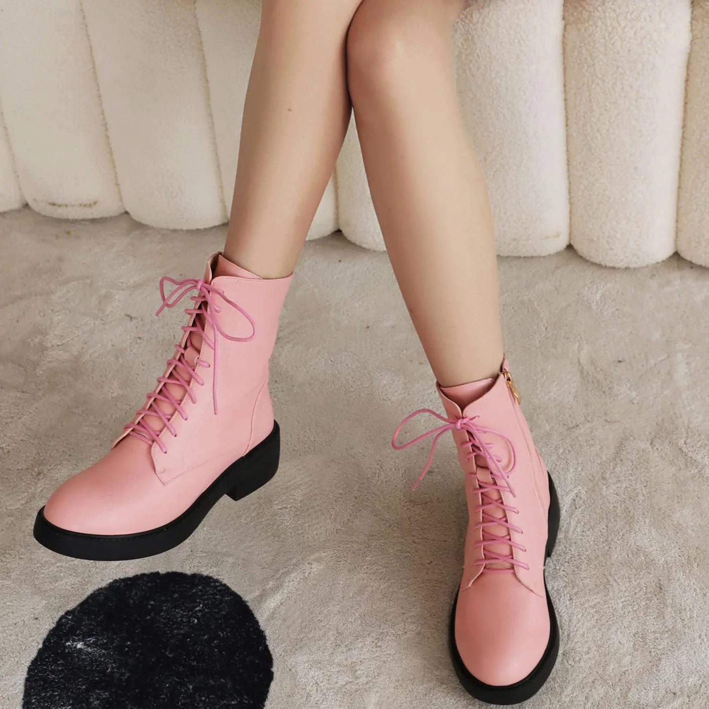 Women's Combat Lace Up Boots Platform Military Boots Low Heel Chunky Lug Sole Motorcycle Gothic Riding Boots Round Toe Comfortable Side Zipper Ankle Boots