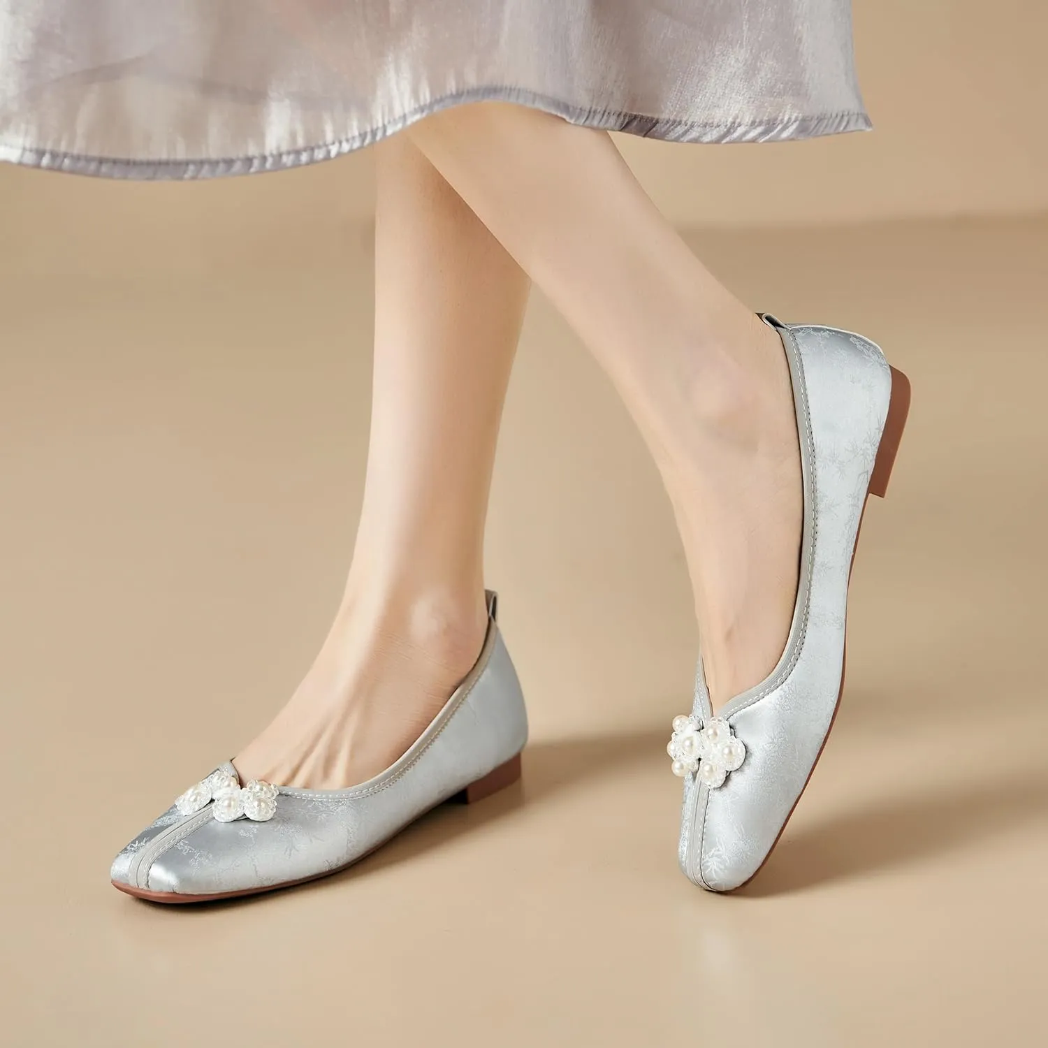 Womens Retro Ballet Flats Classic Slip on Pearl Embroidered Ballerina Shoes Comfortable Soft Square Toe Bride Wedding Dress Flats