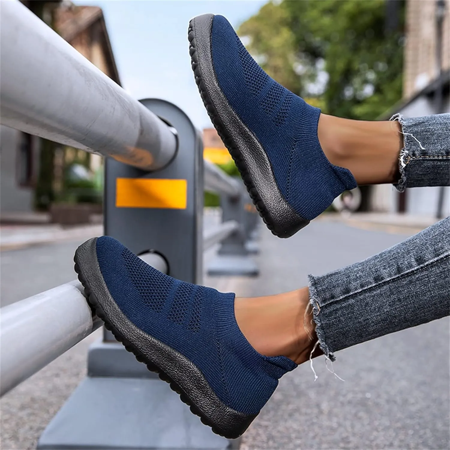 Womens Slip on Walking Shoes Comfort Lightweight Running Shoes for Women Loafers Casual Shoes Waterproof Sneakers White Tennis Shoe Trainers Shoe